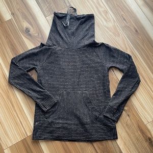 Outdoor Research black and gray striped pullover kangaroo pocket hoodie- small